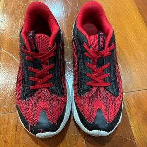 Under Armour Kids Sneakers in Red and Black
